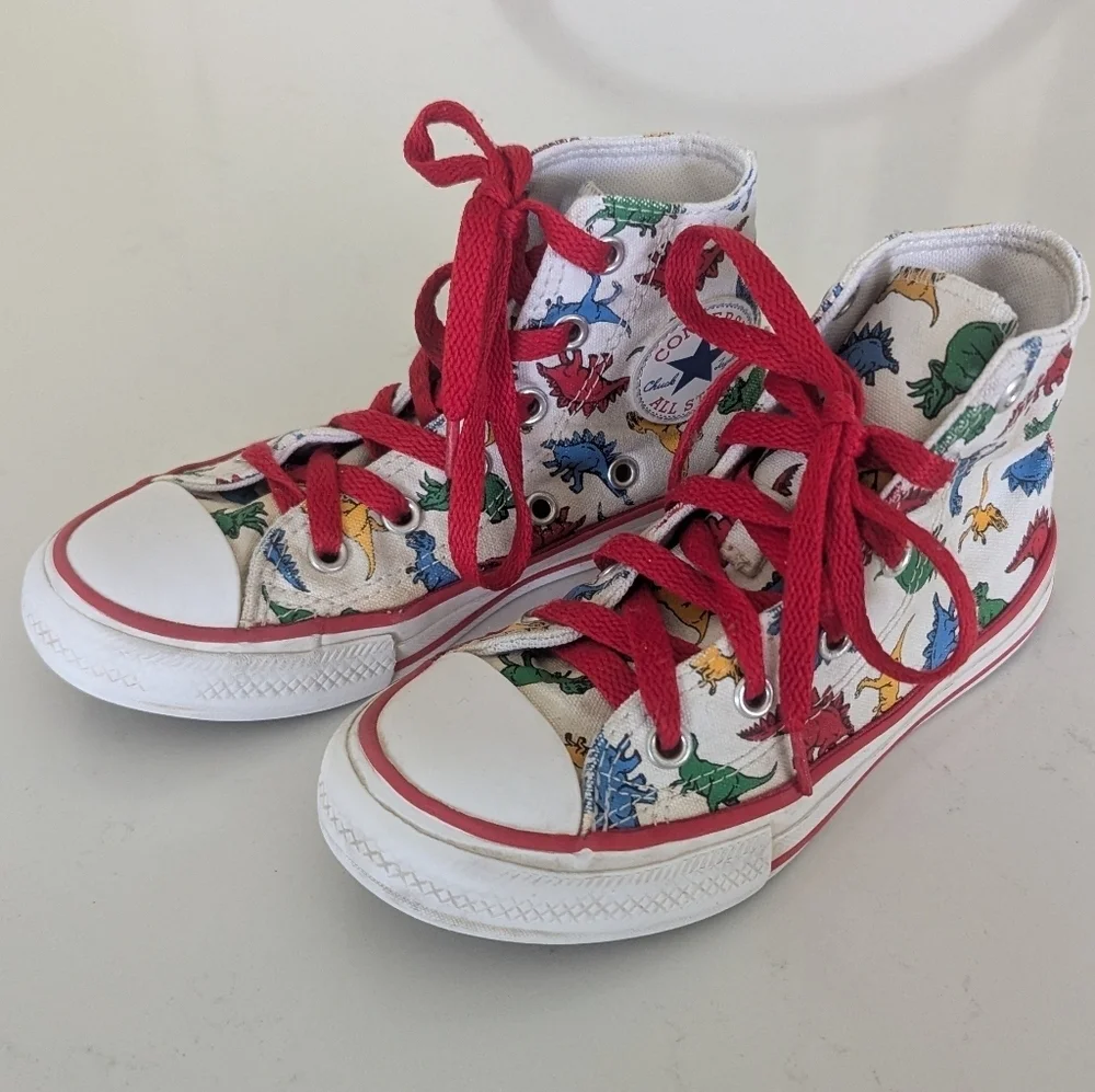 Converse | dinosaur all-star Chuck Taylors